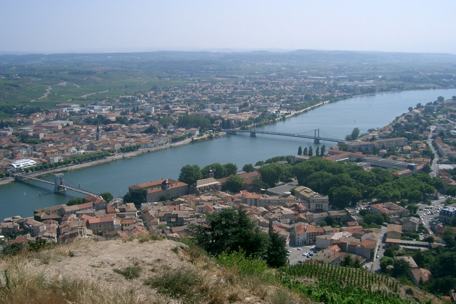 tournon-sur-rhone ravalement